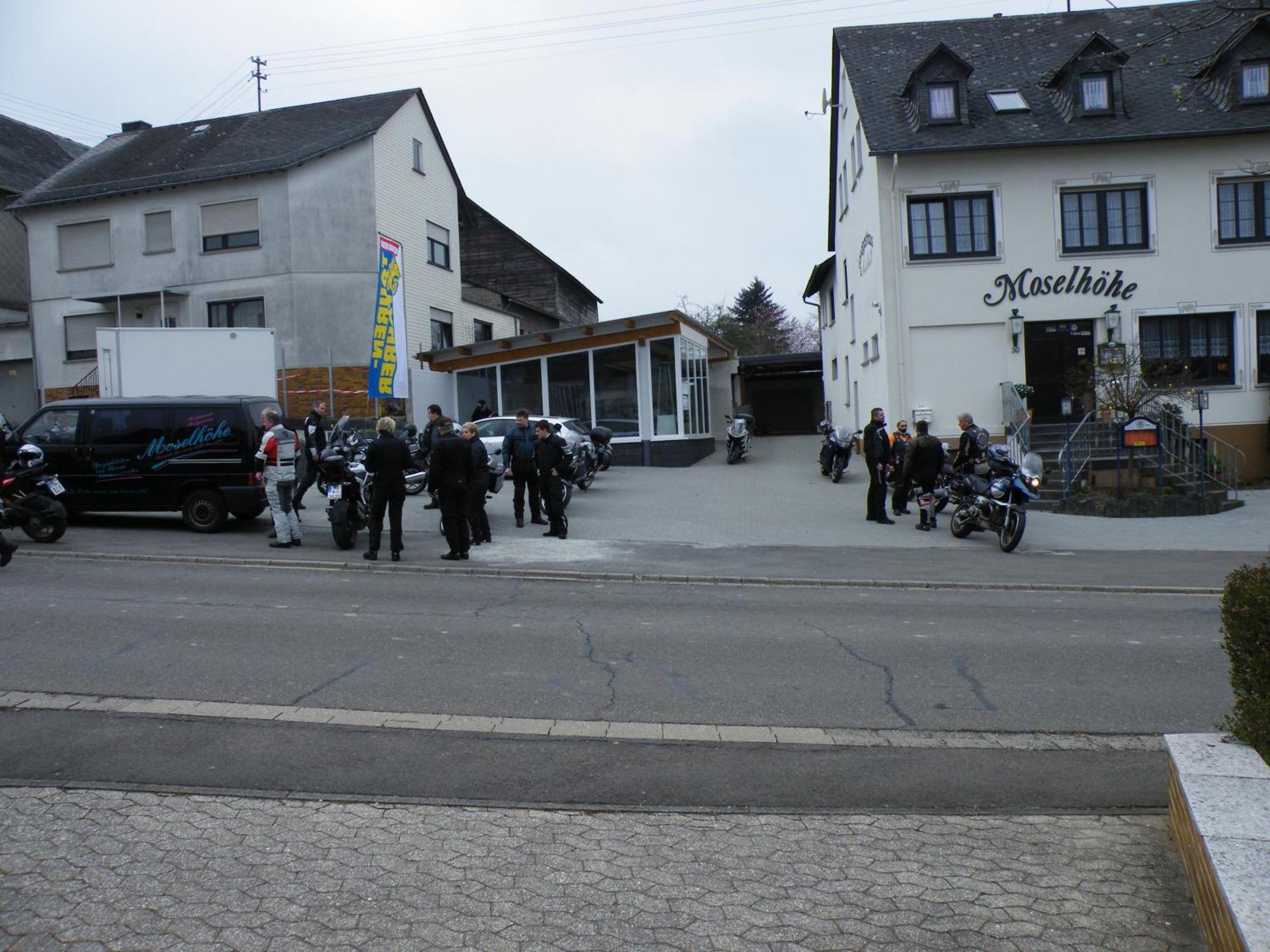 Landgasthaus Moselhoehe Hotel Liesenich Екстериор снимка